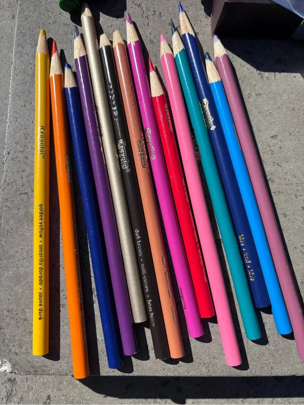 Drawing Art Supply Lot Pastels Pencils Markers Chalk Crayola Touch Cool Case